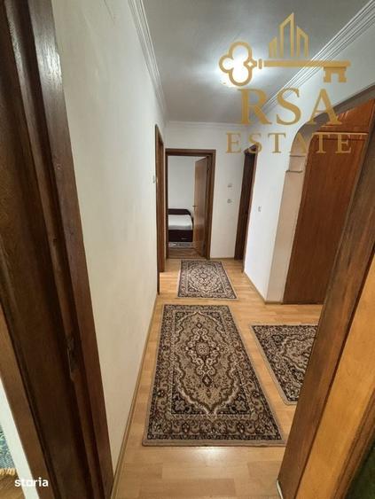 Apartament cu 2 camere decomandat în Poenari