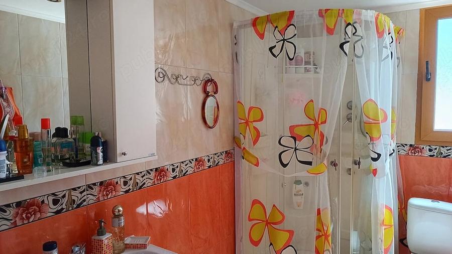 Casă cu 3 camere cu Teren 343 Mp în Poiana