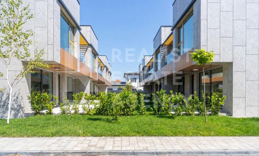 Casă individuală cu 5 camere cu Canalizare în Nord