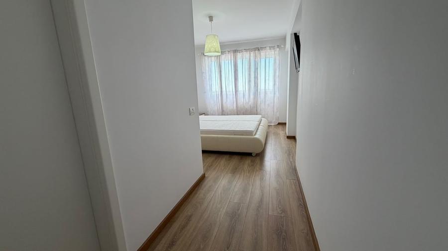Apartament cu 3 camere semidecomandat în Chibrit