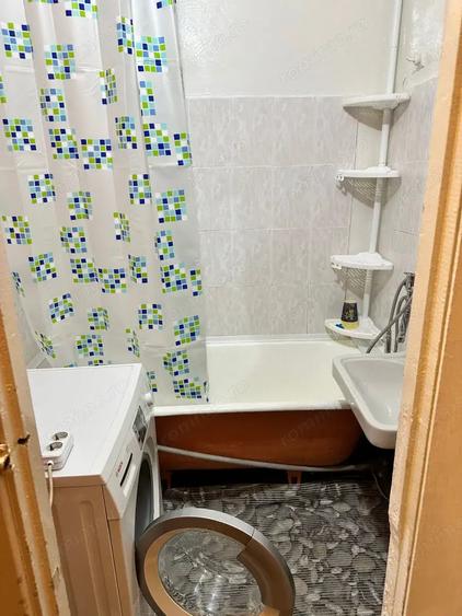 Apartament cu 2 camere decomandat în Baicului
