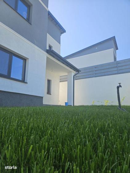 Casa D+P+E in Tomesti ,Asfalt, Tamplarie VEKKA - 3