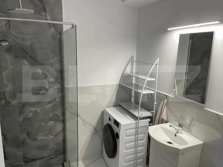 Apartament cu 2 camere semidecomandat în Cetate