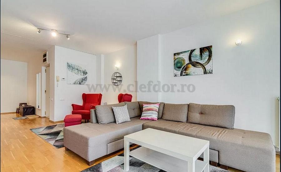 Apartament cu 3 camere decomandat, mobilat în Pipera