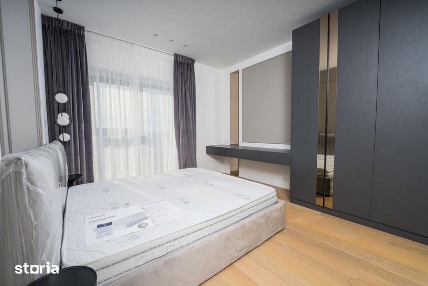 Apartament cu 3 camere în Tei