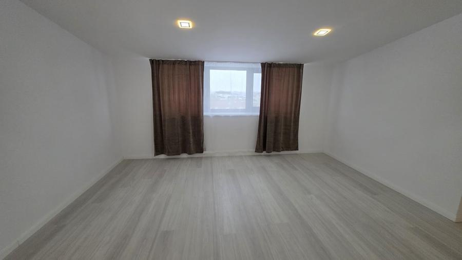 Casă individuală cu 5 camere cu Canalizare în Otopeni
