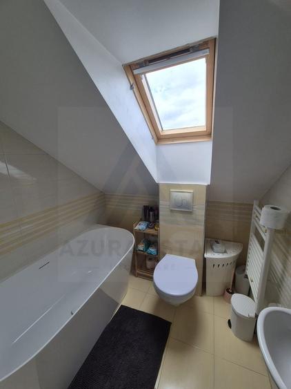 Apartament cu 4 camere decomandat, mobilat în Exterior Sud