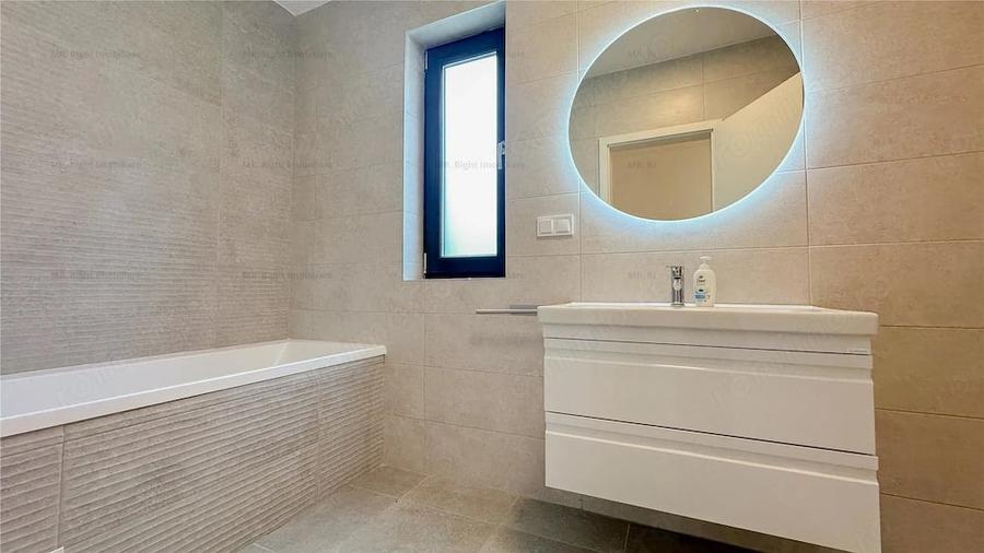 Casă cu 3 camere cu Teren 200 Mp în Sânpetru