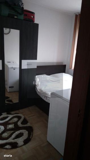 Apartament cu 3 camere decomandat, mobilat în Central