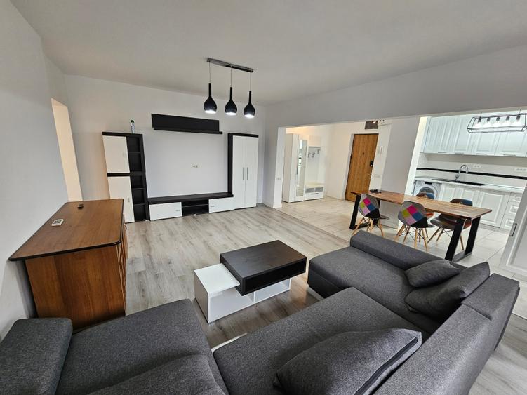 Apartament cu 3 camere semidecomandat, mobilat în Lujerului