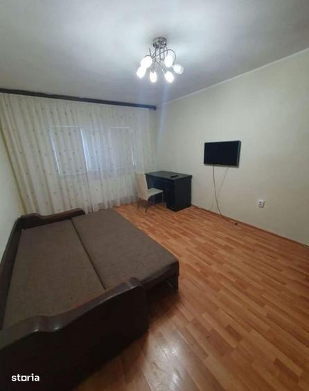 Apartament cu 2 camere decomandat în Central — fotografia 1