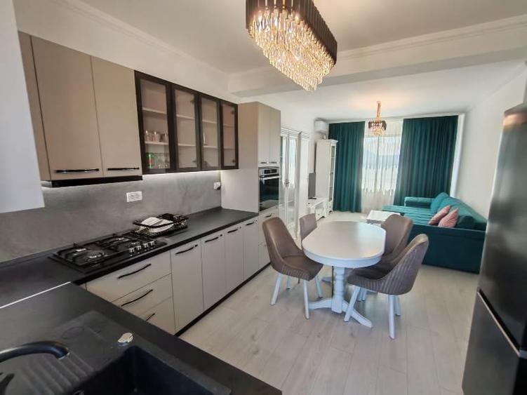 Apartament cu 3 camere decomandat în Clinceni