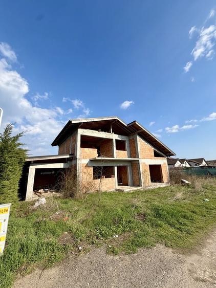Casă cu 4 camere în Agigea