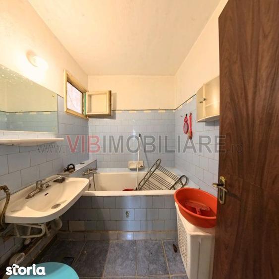 Apartament cu 2 camere decomandat în Drumul Taberei — fotografia 1