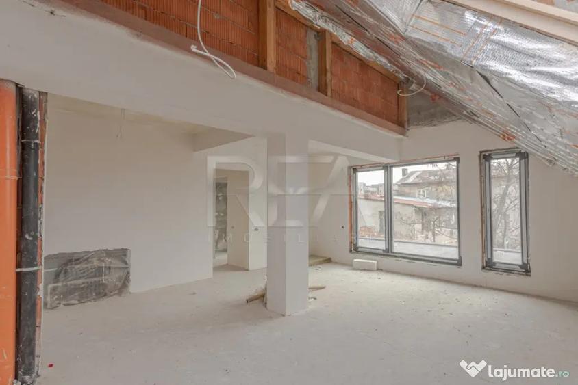 Apartament cu 3 camere semidecomandat în Matei Voievod