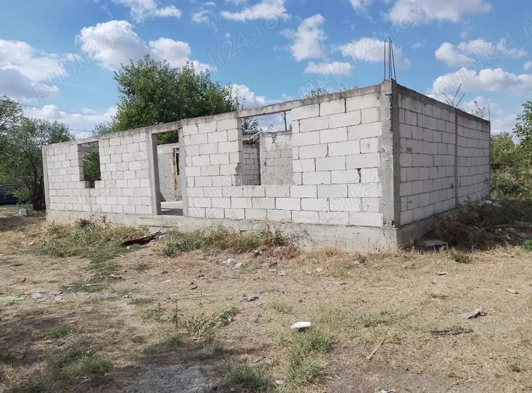 Teren de 500 mp, în Podu Pitarului