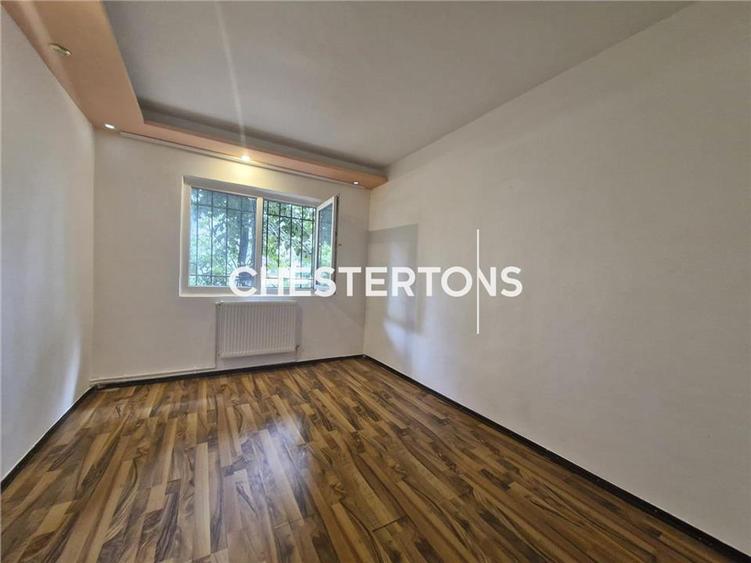 Apartament cu 3 camere decomandat în Inel II