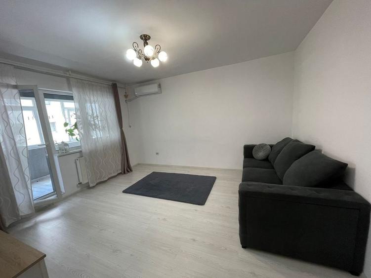 Apartament cu 2 camere decomandat în Exterior Vest