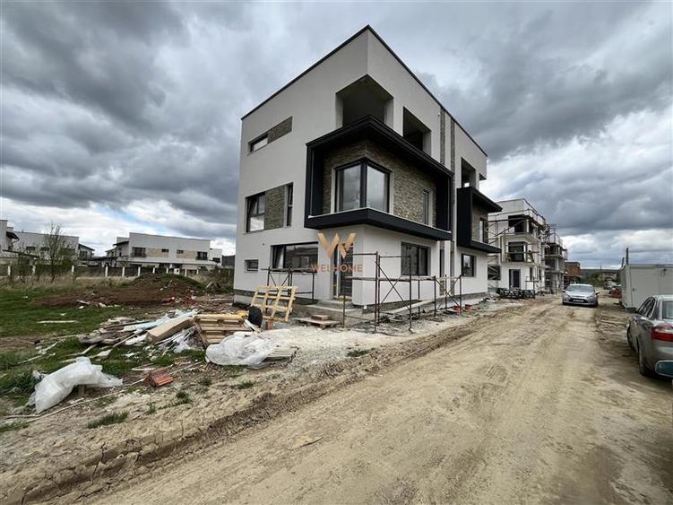 Duplex cu 4 camere cu Canalizare în Șelimbăr