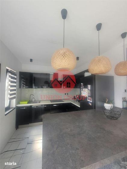 Casa Superba P+M Agigea, 200 mp construiti si 400 mp Teren Concesiune - 5