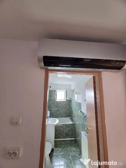 Apartament cu 3 camere decomandat în Micro 5