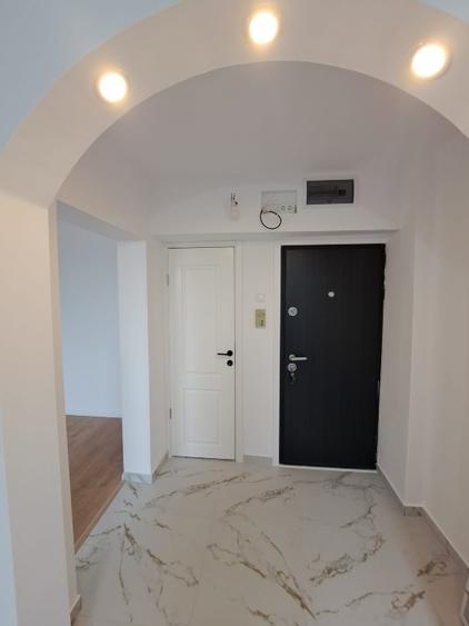 Apartament cu 2 camere semidecomandat în Astra