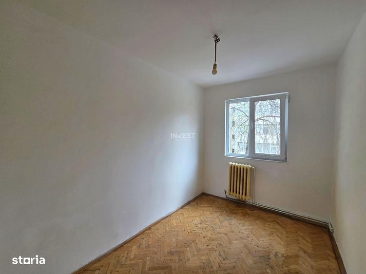 Apartament cu 3 camere nedecomandat în Alexandru cel Bun