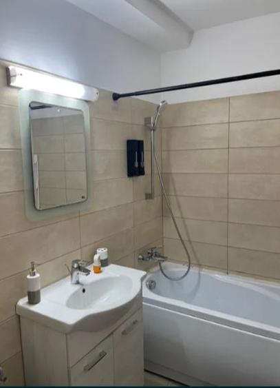Apartament cu 2 camere semidecomandat, mobilat în Nerva Traian