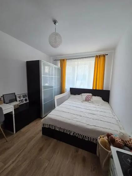 Apartament cu 2 camere decomandat, mobilat în Central