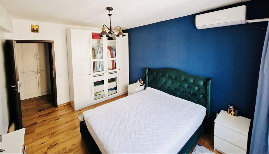 Apartament cu 3 camere decomandat în Vișan