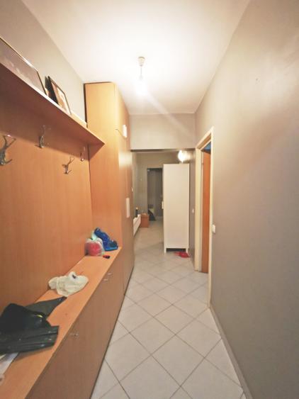 Apartament cu 3 camere în Păcii