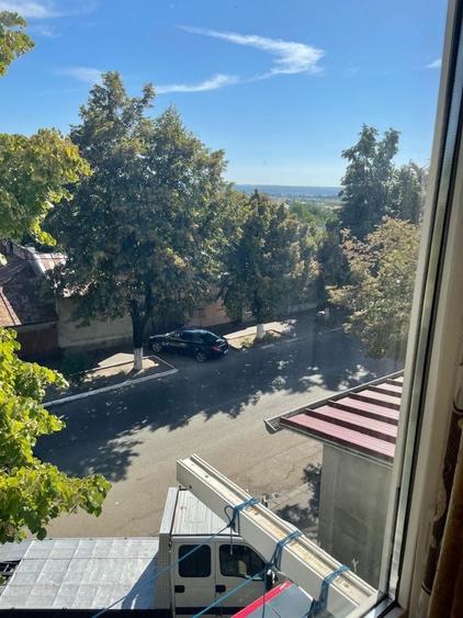 Apartament 3 camere Dragasani - 4