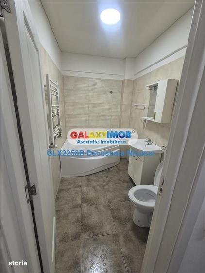 Garsonieră în Roșu