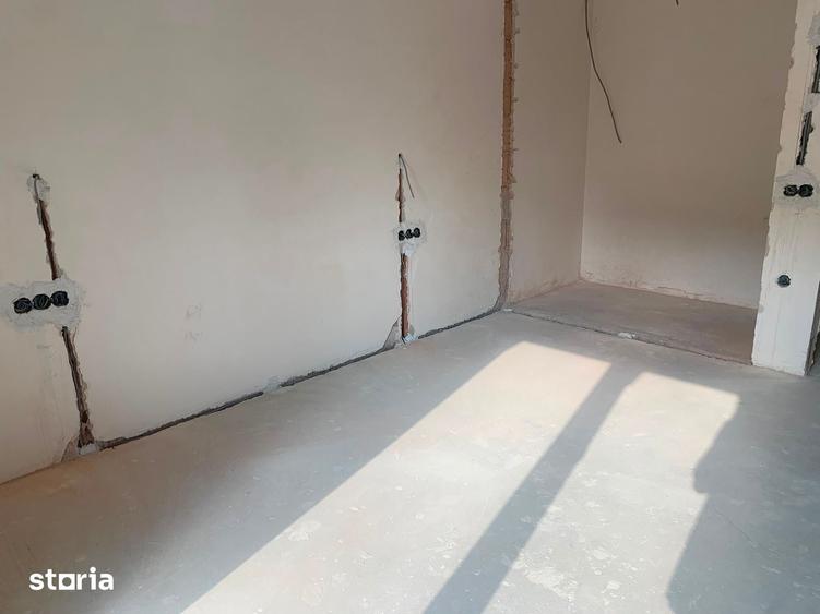 Casă cu 4 camere cu Teren 195 Mp în Șelimbăr