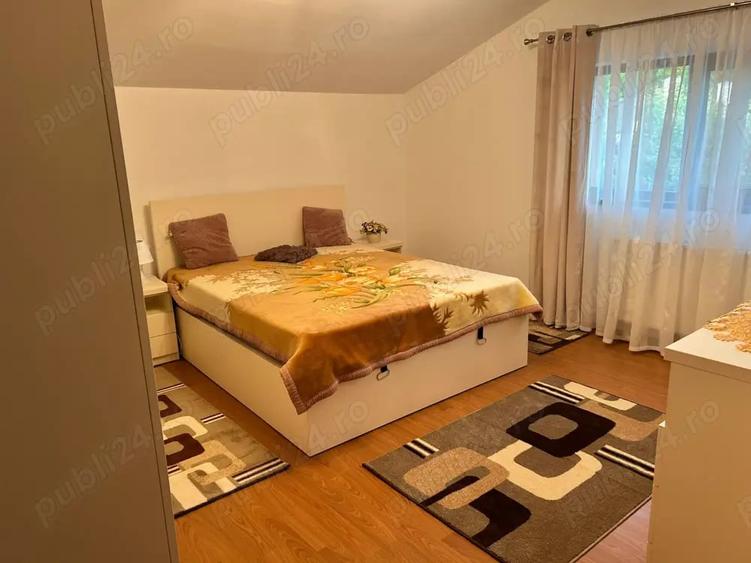 Apartament cu 4 camere decomandat în Nicolina