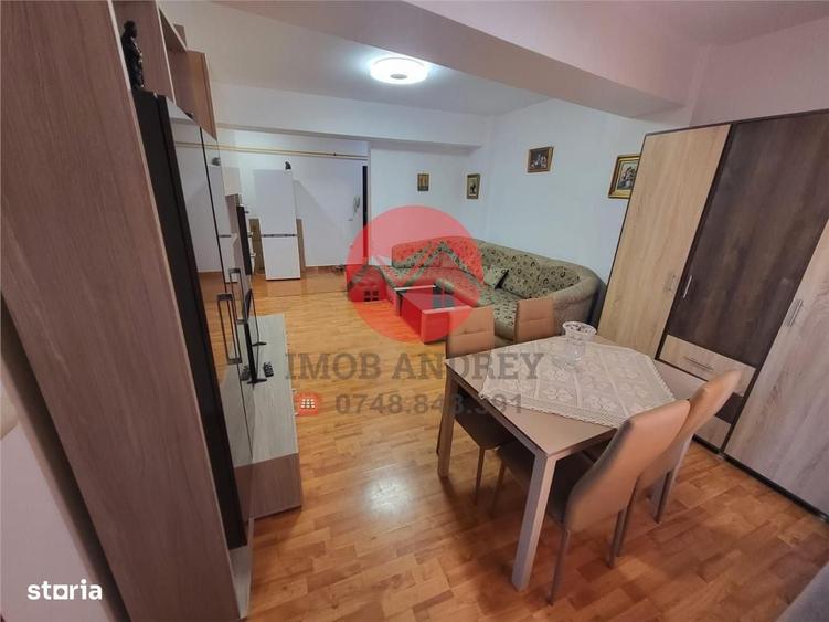 Apartament cu 2 camere semidecomandat în Central