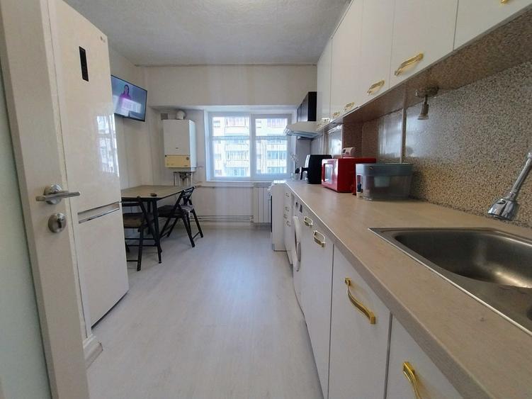Apartament cu 2 camere decomandat în Ultracentral