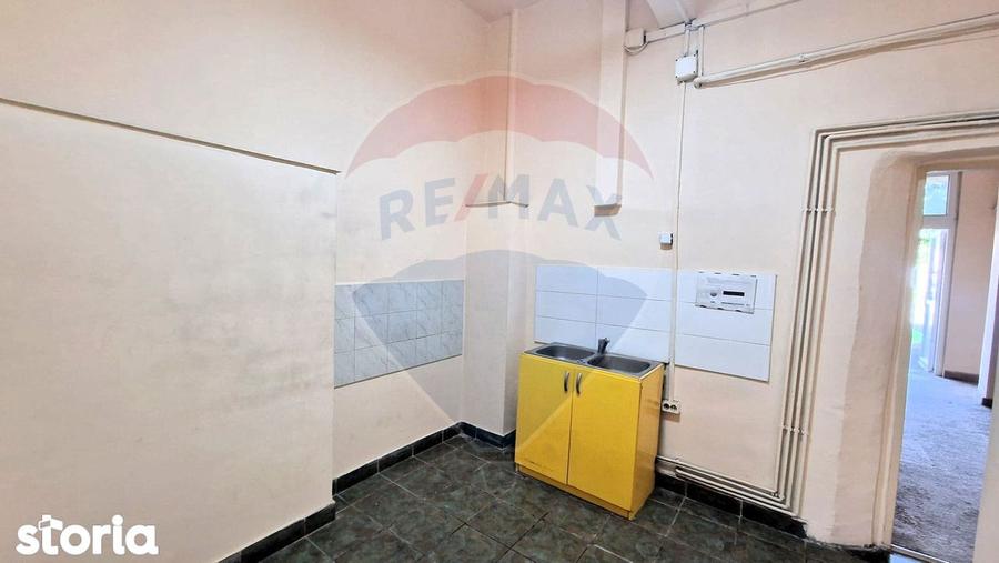 Spa?iu comercial de 34mp de inchiriat in zona Dorna - 5