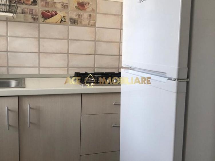 Garsonieră decomandată, mobilată în Dristor