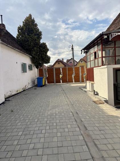 Casa 7 camere+1000 mp Teren.Zona||Turnisor-Bieltz - 4