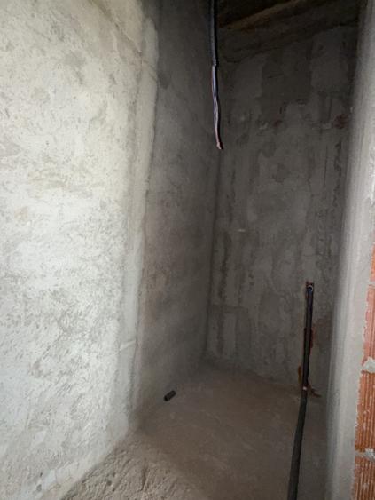 Apartament cu 3 camere decomandat în Urseni