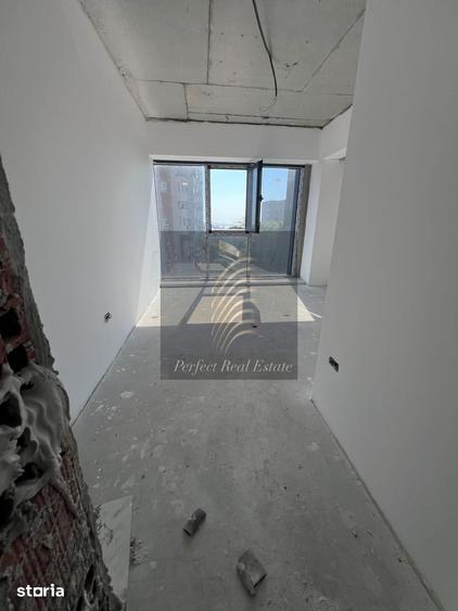 Apartament cu 2 camere decomandat în Zona Industrială