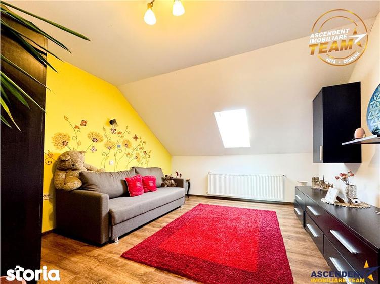Casă cu 5 camere cu Teren 534 Mp în Ilieni