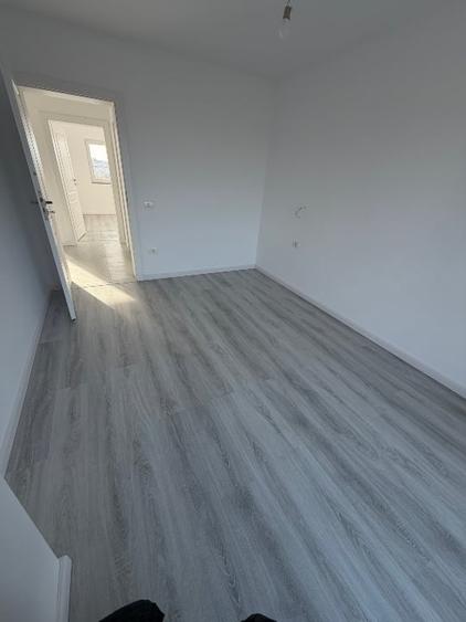 Duplex cu 4 camere cu Teren 315 Mp în Remetea Mare