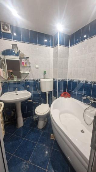 Casă individuală cu 4 camere cu Canalizare în Bartolomeu