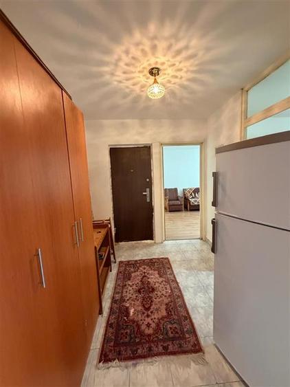 Apartament cu 2 camere decomandat, mobilat în Aviației