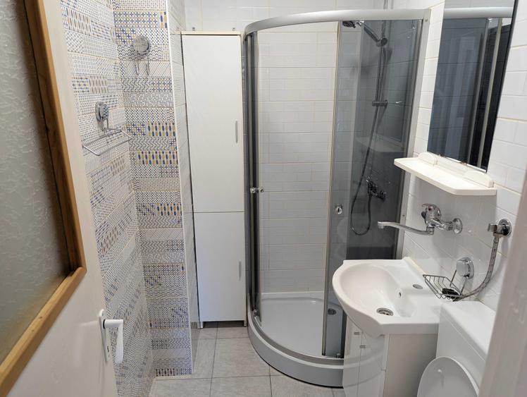 Apartament cu 2 camere decomandat în Dâmbul Rotund