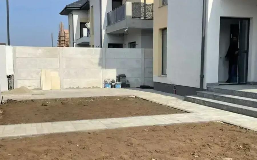 Casă individuală cu 5 camere cu Teren 400 Mp în Tunari