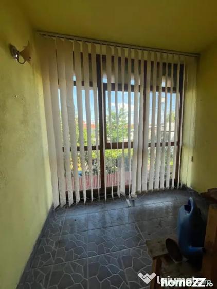 Casă cu 4 camere cu Teren 181 Mp în Rovine