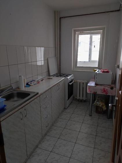 Garsonieră decomandată, mobilată în Colentina